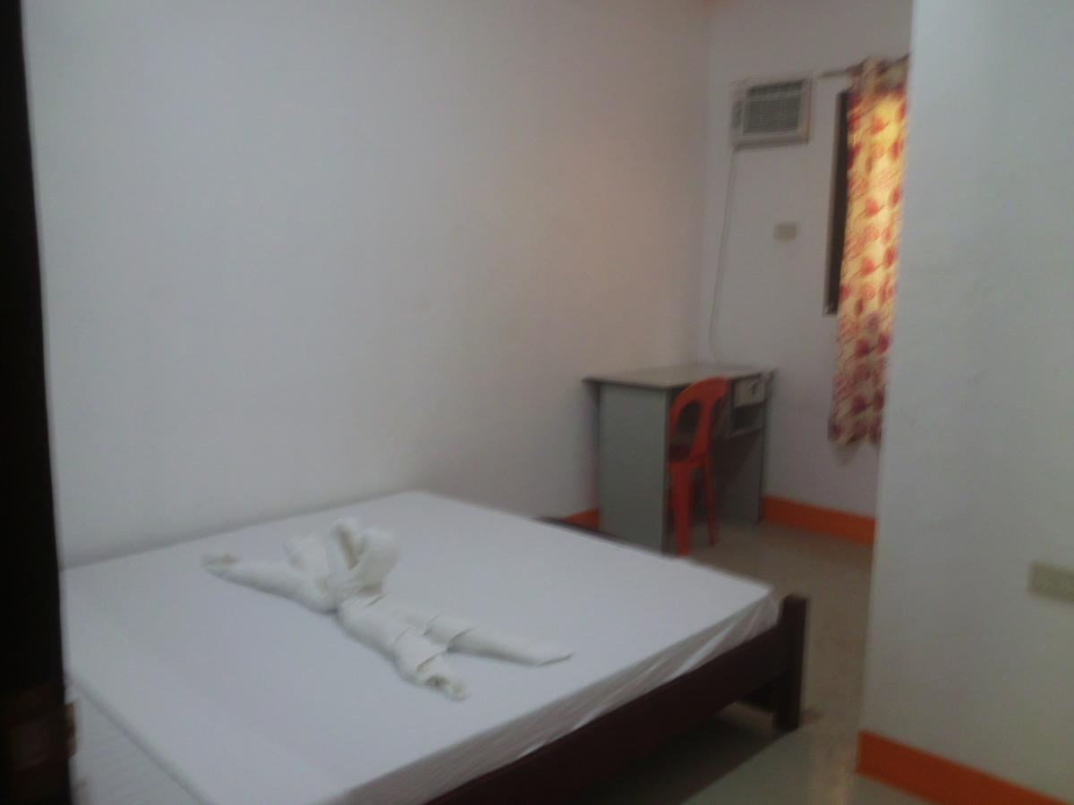 Lan Bless Pension House Coron Exterior photo